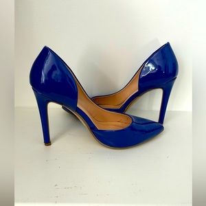 Women’s patent blue heels. Work twice size 8.5. Excellent condition